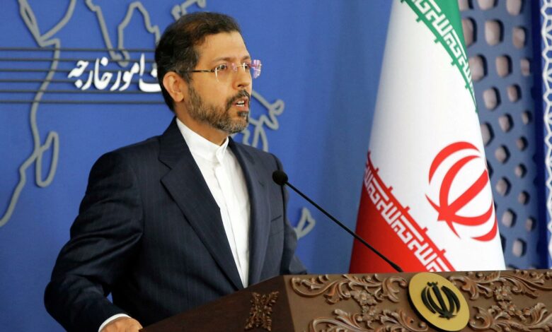 الخارجية الإيرانية تقدم مبادرات ومقترحات بشأن الاتفاق النووي