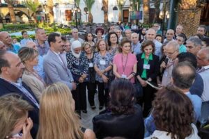 بعد قرابة 35 عاماً على تخرجهم..