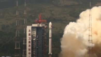 الصين تطلق 3 أقمار صناعية جديدة إلى الفضاء